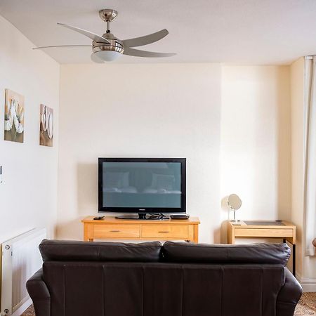Inglewood - Opul Express Hotel Douglas Quarto foto