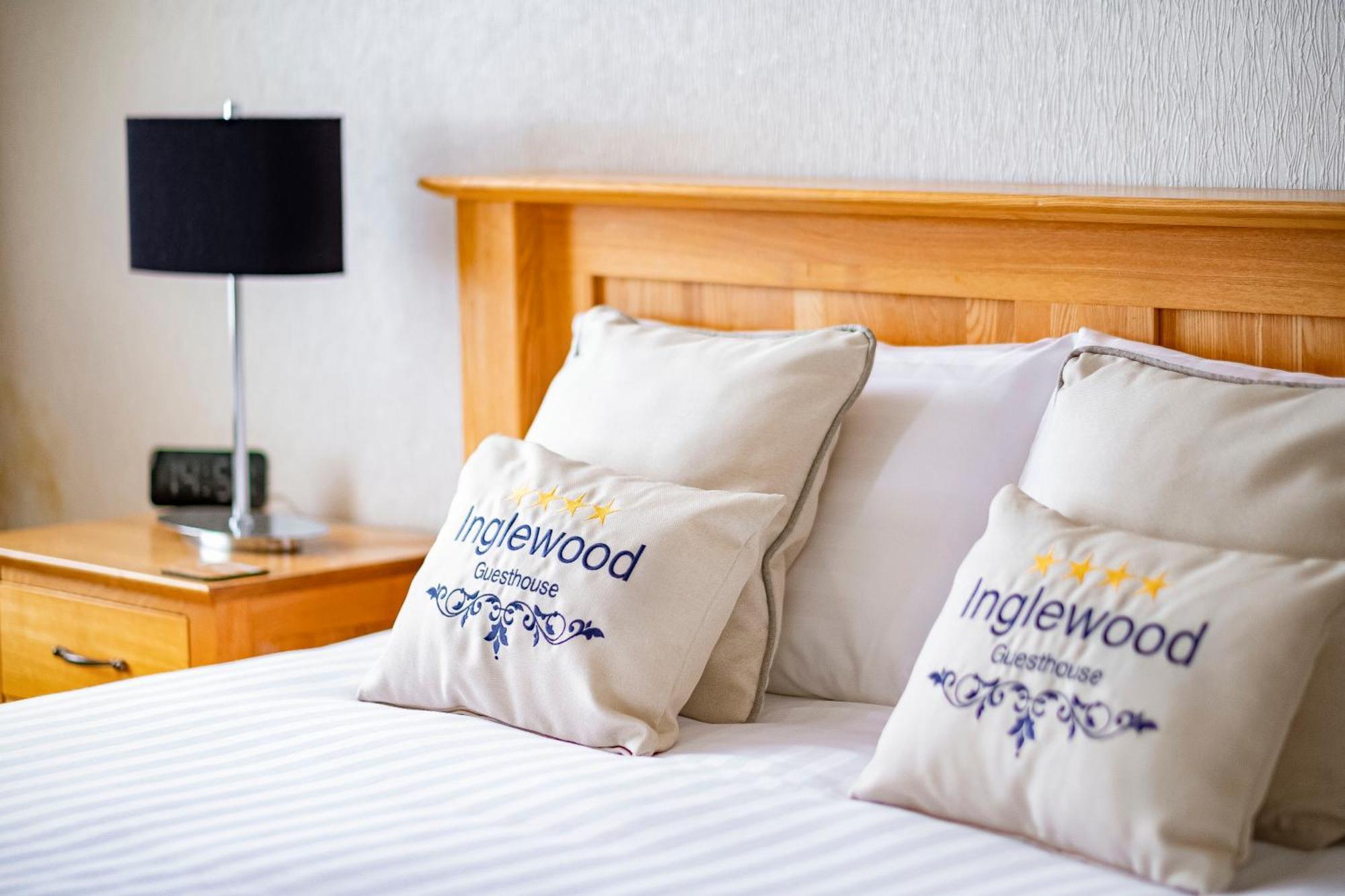Inglewood - Opul Express Hotel Douglas Quarto foto