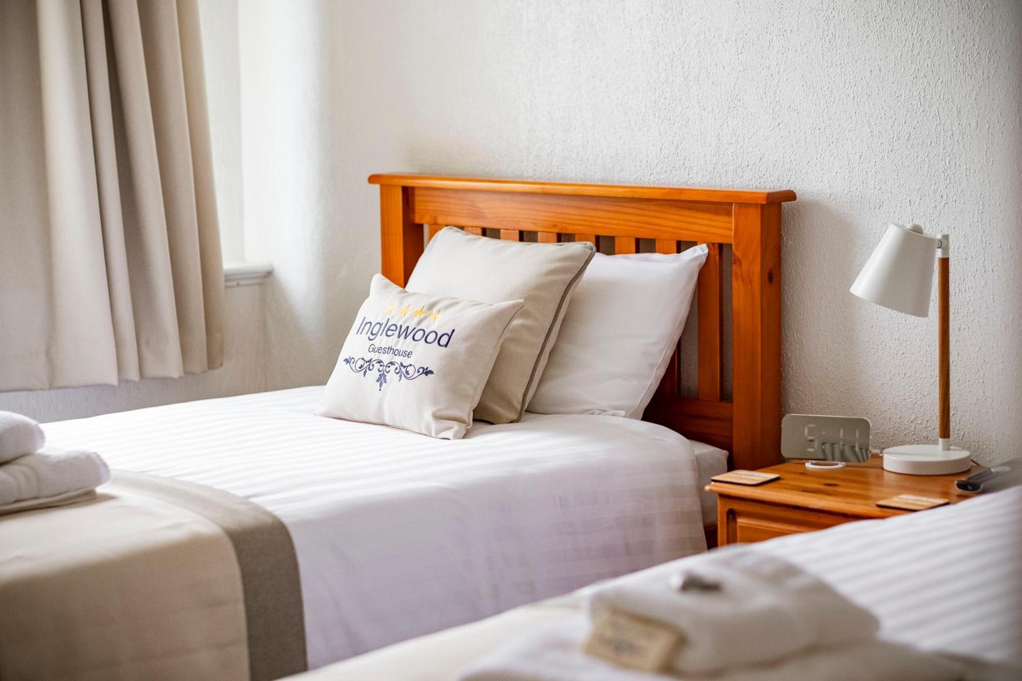 Inglewood - Opul Express Hotel Douglas Quarto foto