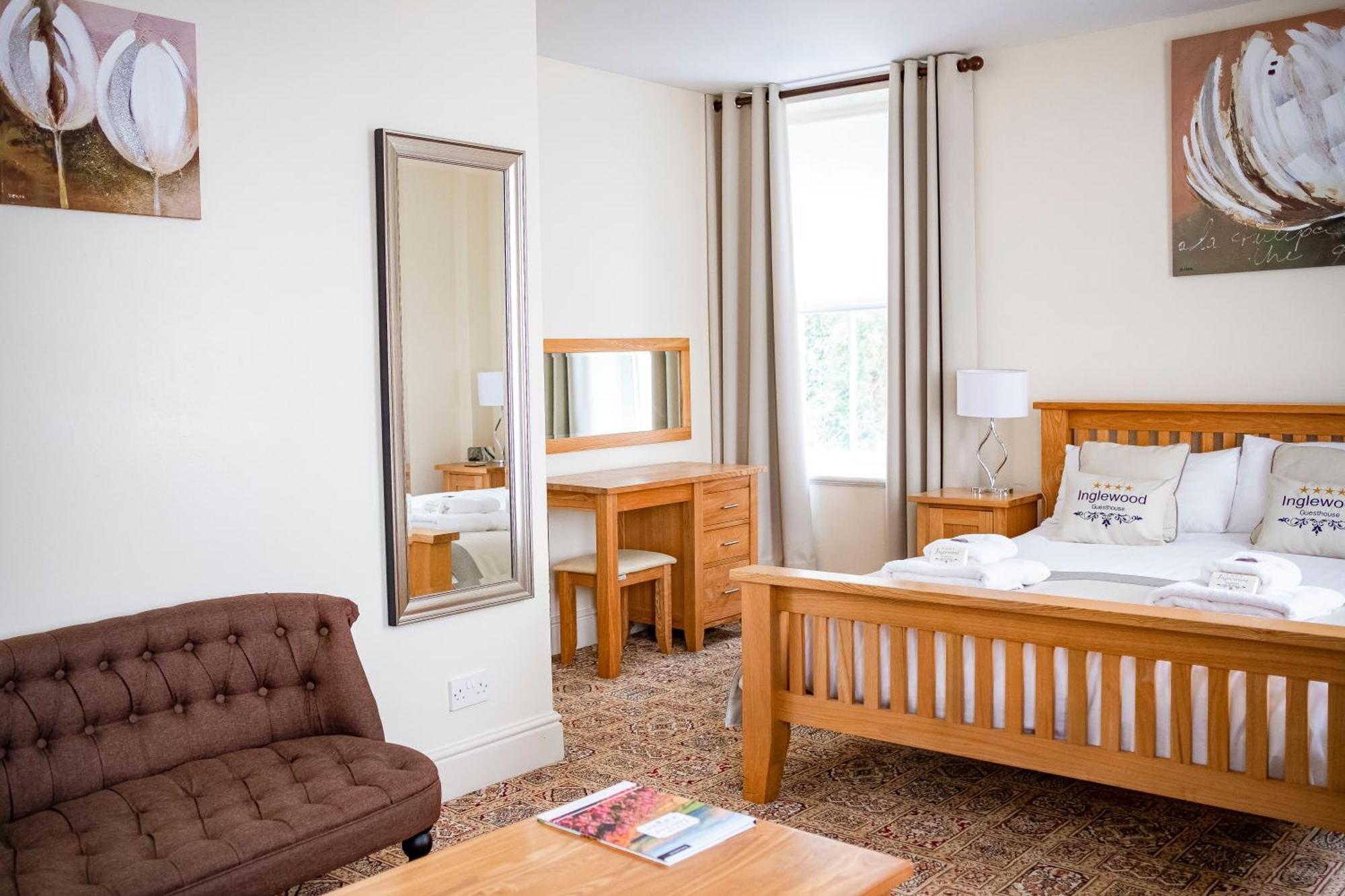 Inglewood - Opul Express Hotel Douglas Quarto foto